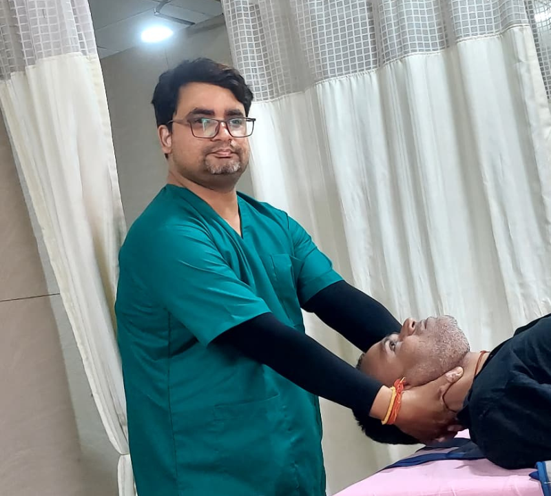 Anamika Physiotherapy Center Dr.Sashi Anand